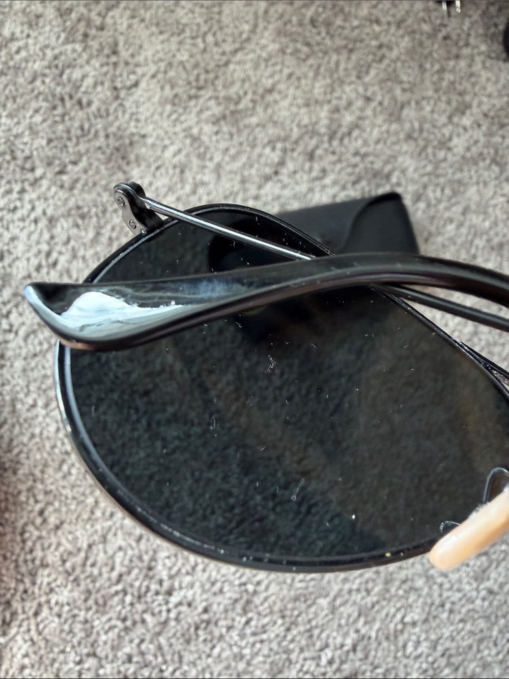 RayBan Aviators - Picture 7 of 8